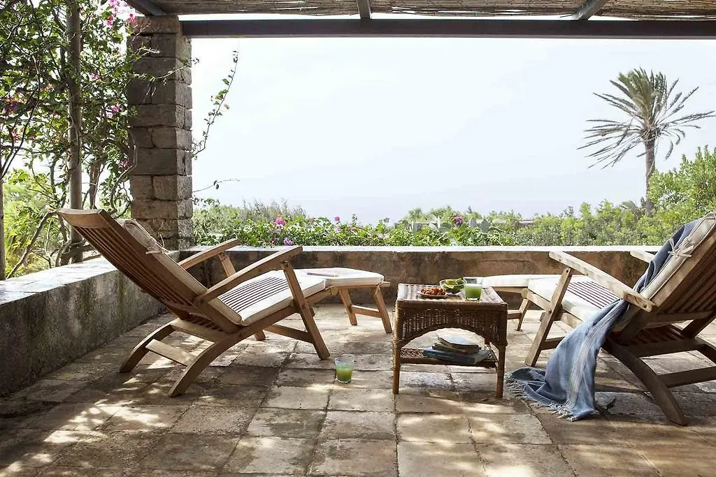 Tenuta Borgia Scauri  Scauri (Sicily)